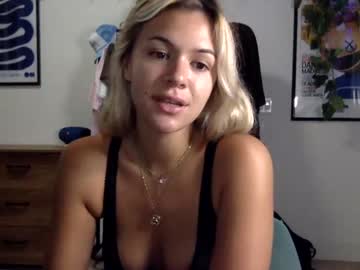 Cam for bottleservicegirl