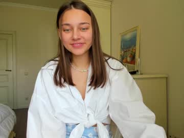 webcam girl eleonora_linn capture image #2219145