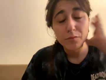 webcam girl raiyvyn capture image #4023889