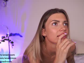 webcam girl dreamana capture image #2070620