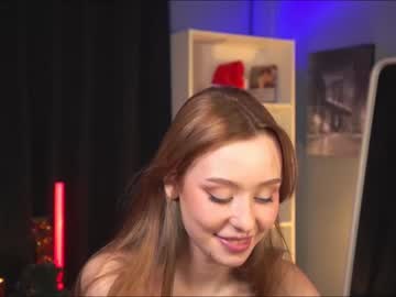 webcam girl ella_knockers_xl capture image #3398978