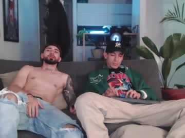 webcam man fratguysonline capture image #2519494