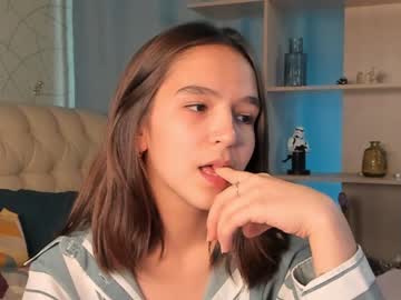 webcam girl catherineandrea capture image #2585329