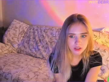 webcam girl debragrace capture image #2933007