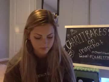 webcam girl charlitbaker capture image #464300