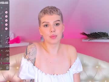 webcam girl clean_history capture image #3403981