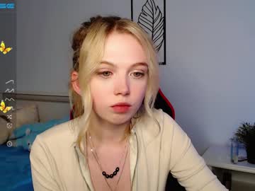webcam girl small_blondee capture image #3770356