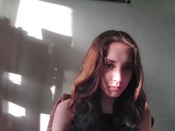webcam girl alice_shy2 capture image #2429246