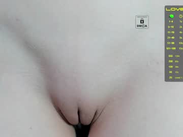 webcam girl _witch__ capture image #719124