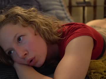 webcam girl sistinehashands capture image #3576324