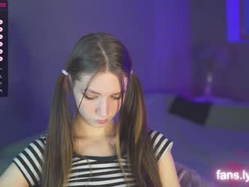 webcam girl angels_kiss capture image #3247764