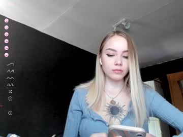 webcam girl ur_sweet_lily capture image #2031441