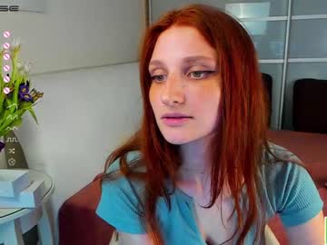 webcam girl foxystephanie1111 capture image #2231085