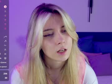 Cam for oliviamur1