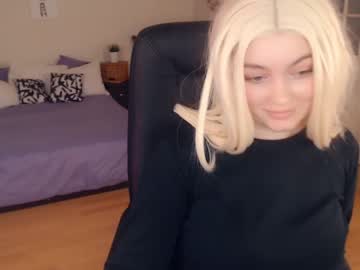 webcam girl jenny_newee capture image #273803