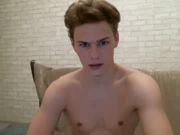 webcam man milkshake_on_body capture image #514312
