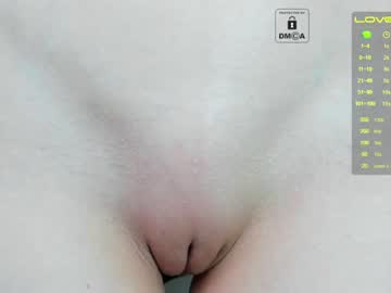 webcam girl _witch__ capture image #1652290