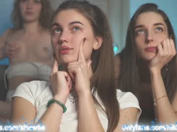 webcam girl angels_kiss capture image #200004