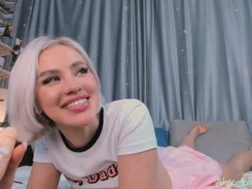 webcam girl katrinpolly capture image #517330
