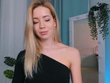 webcam girl emmi_rosee capture image #1049582