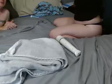 webcam couple hot_dumb_broke capture image #3486471