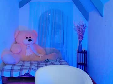 webcam girl littlee_kit1y capture image #2686463