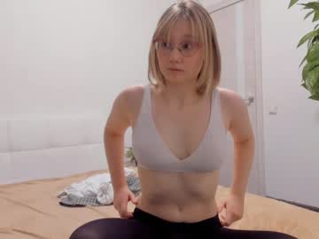 webcam girl laurachane capture image #3927601
