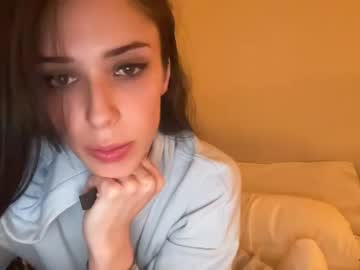 webcam girl ariacutiee capture image #3938954