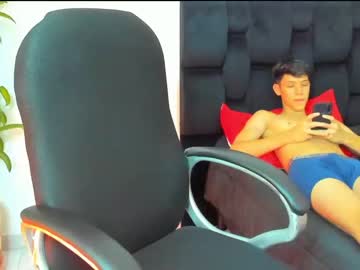 webcam man michael_twink18 capture image #3968776