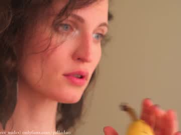 webcam girl yulladao capture image #1602967