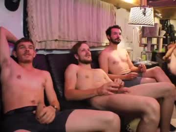 webcam man hollandhousestudios capture image #2016910