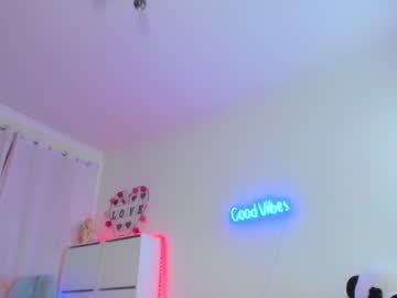 webcam girl angel_danm_milf capture image #128435