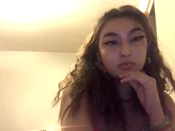 webcam girl babylussh capture image #2413257