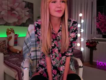 webcam girl sweet__sugar capture image #3655782