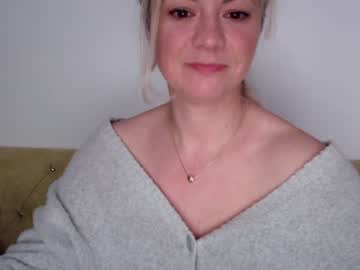 webcam girl kiradivine capture image #1733457