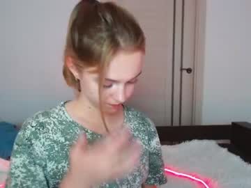 webcam girl shy_mirabel capture image #2206762