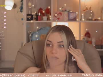 webcam girl mia_milagros capture image #3587775