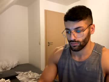 webcam man rogan1604 capture image #835256