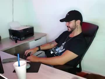webcam man tommy_jhonn capture image #2934485