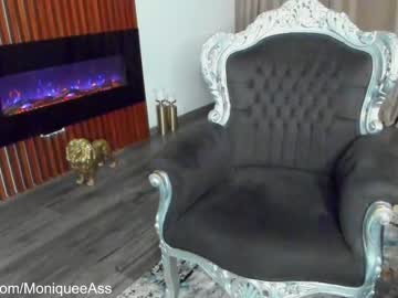 webcam girl moniqueeass capture image #3371529