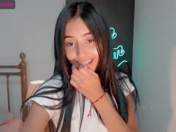 webcam girl gummy_bear7 capture image #2545585