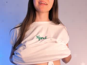 webcam girl elliehunt capture image #3957124