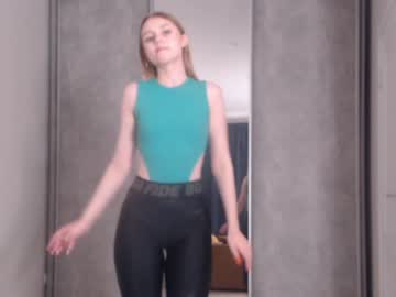 webcam girl hotemili capture image #2794065