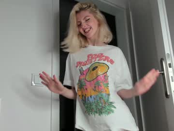 webcam girl yournaughtymiss capture image #2339238