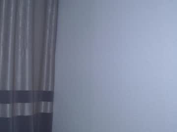 webcam girl shy_hott1e capture image #1535795