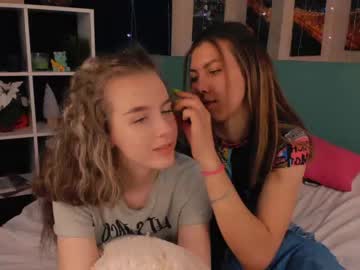 webcam couple emilyallison capture image #1880716