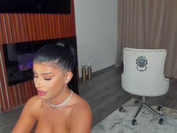 webcam girl moniqueeass capture image #2932390