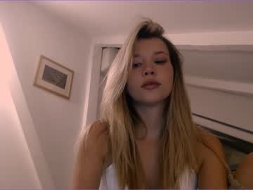 webcam girl bitter_moon capture image #3550299