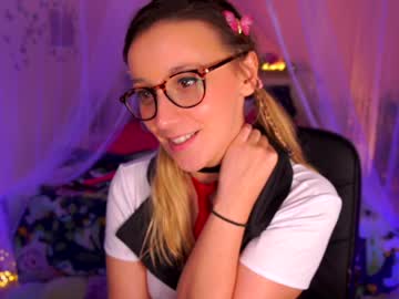 webcam girl juicyandthepussyblvd capture image #890947