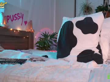webcam girl _deepthroatgalactica capture image #3705205